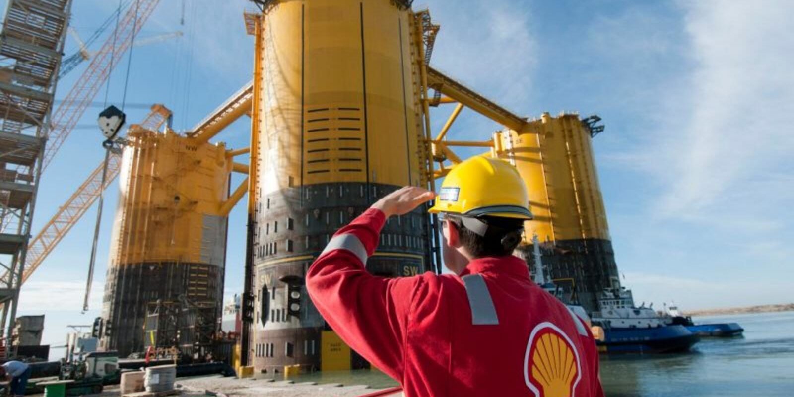 Royal Dutch Shell алғаш рет дивидендтерді азайтты