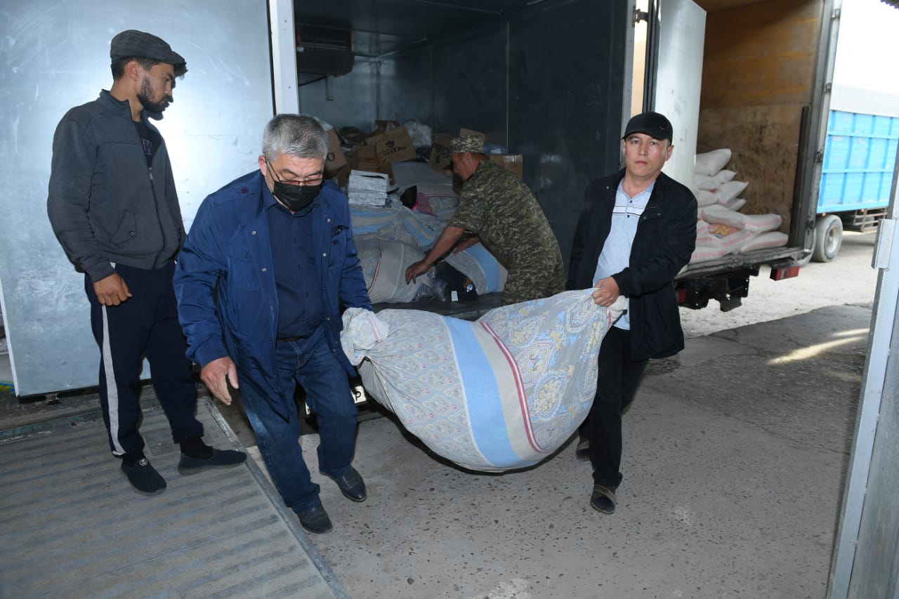 Түркістан: Мақтаарал ауданына алғашқы гуманитарлық көмек келді