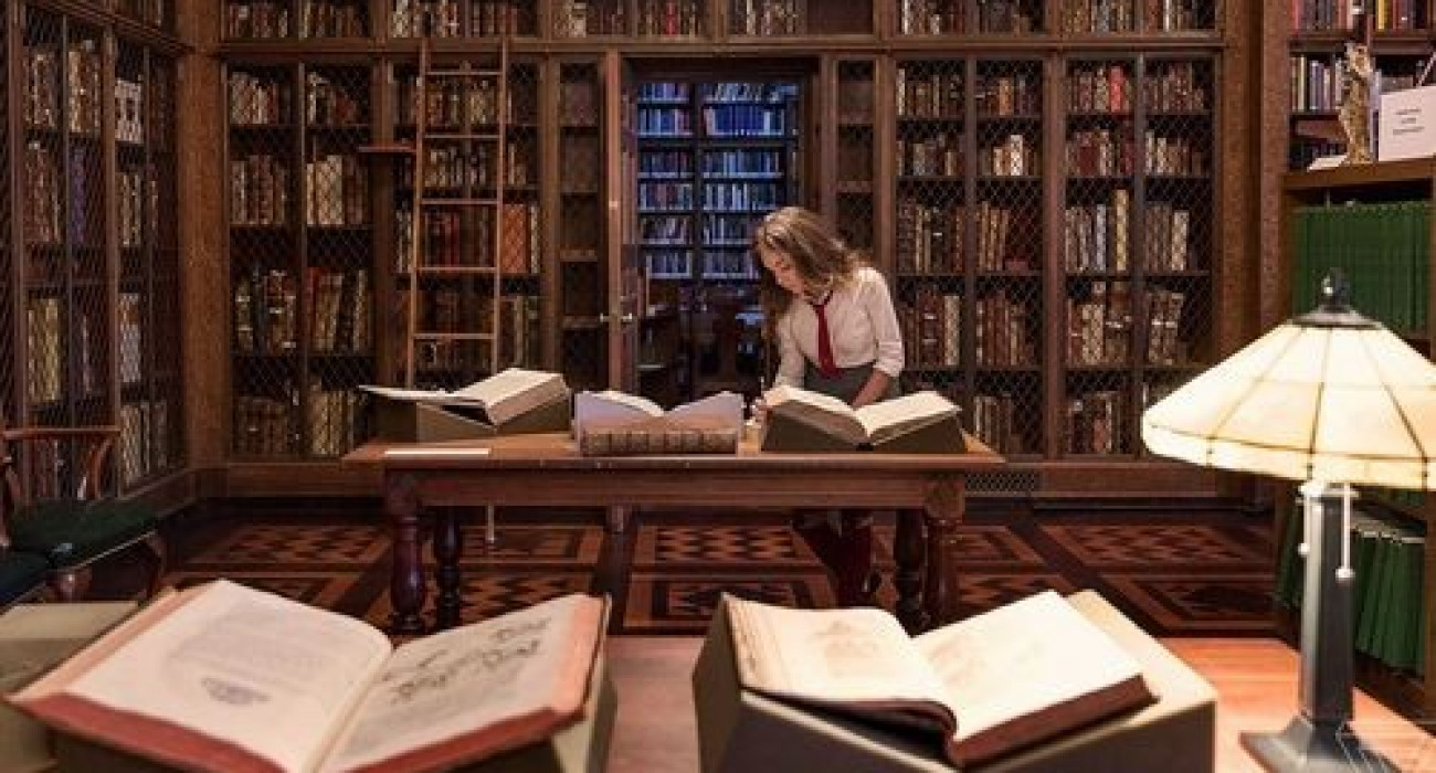 Анальный порно gif Екатерина II секс порно