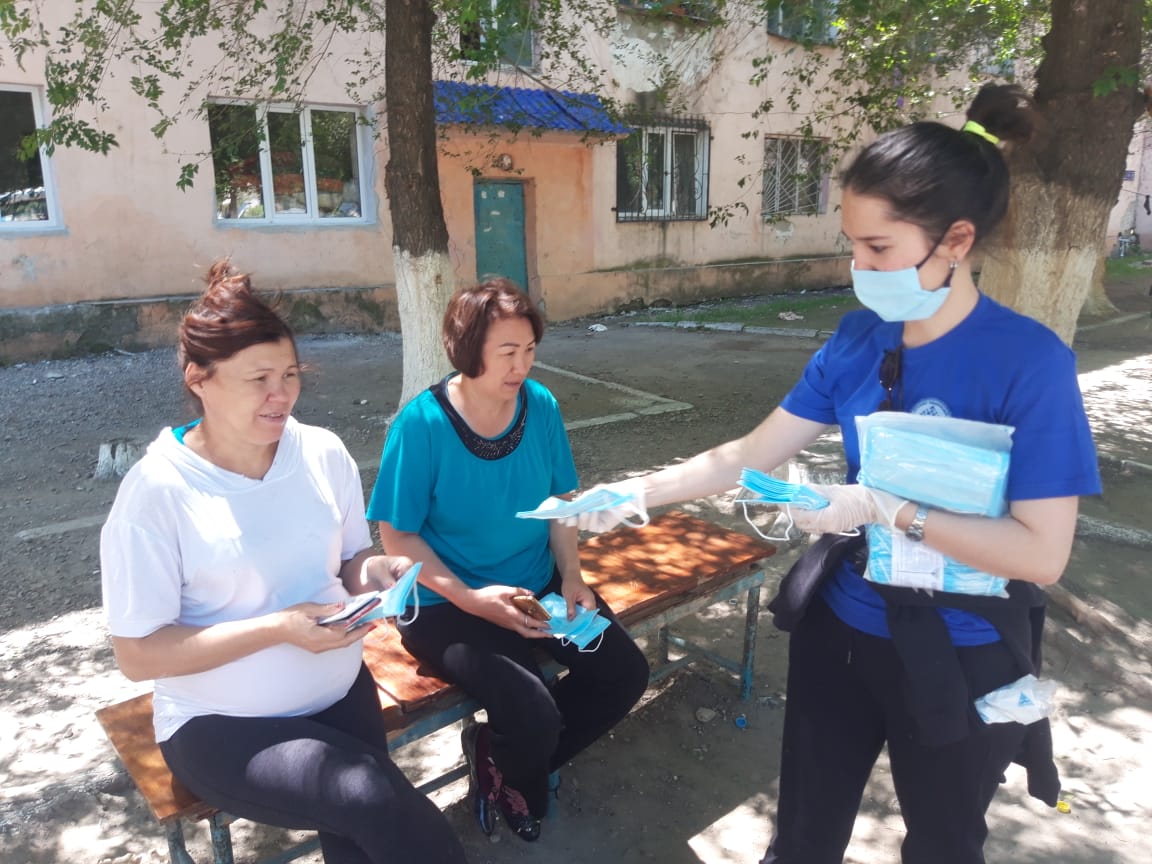 Тараздықтарға 3000-нан астам медициналық маска таратылды