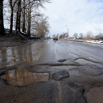 Жолдыбайдағы жол жөнделмей тұр