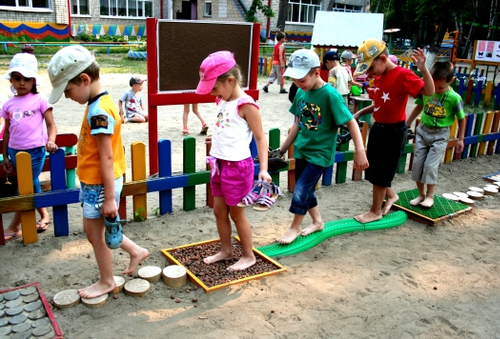Ақмоладағы ойын балалары жазды қалай өткізеді?