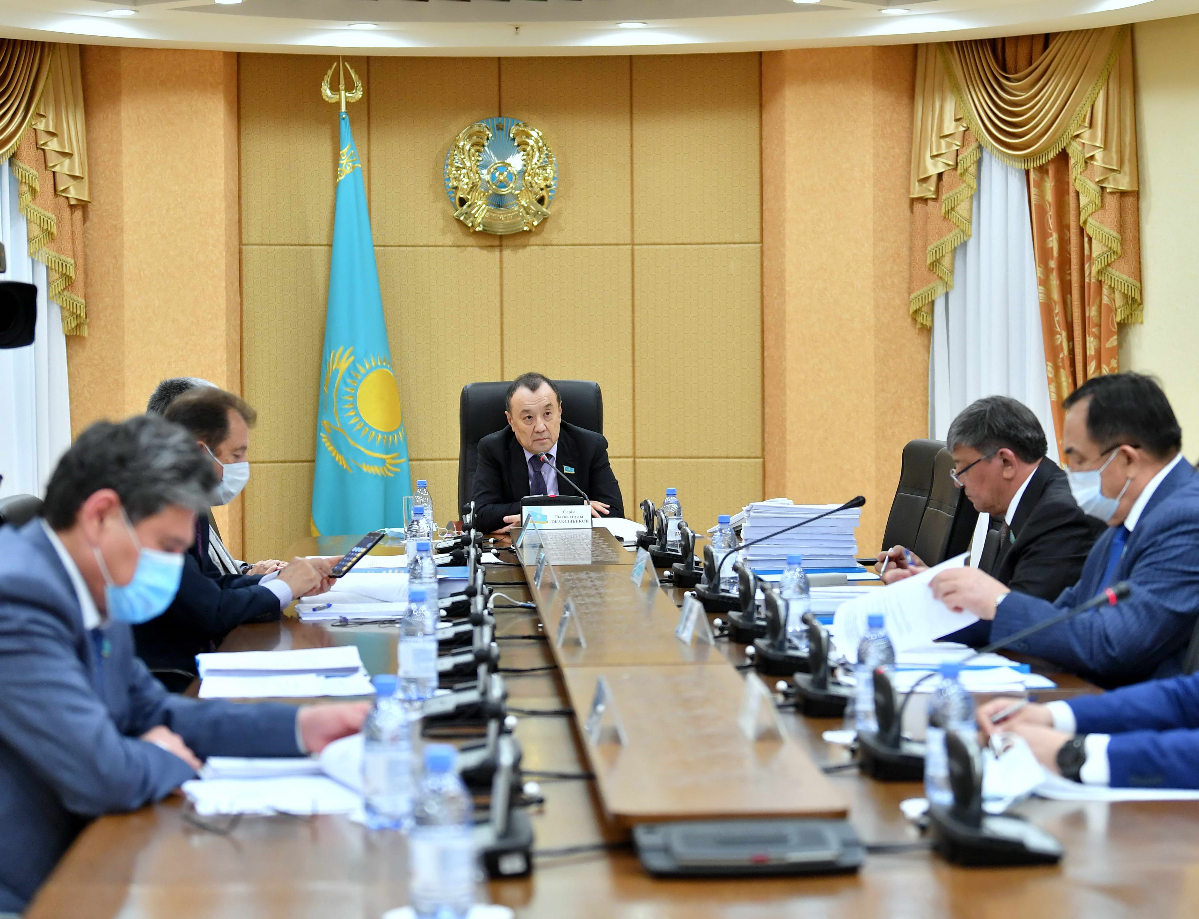 Сенаторлар лотерея қызметі мәселелерін қамтитын  заң жобасын талқылады