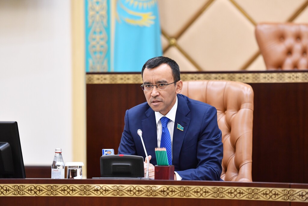 М.Әшімбаев: Заң сот жүйесін одан әрі жаңғыртуға септігін тигізеді