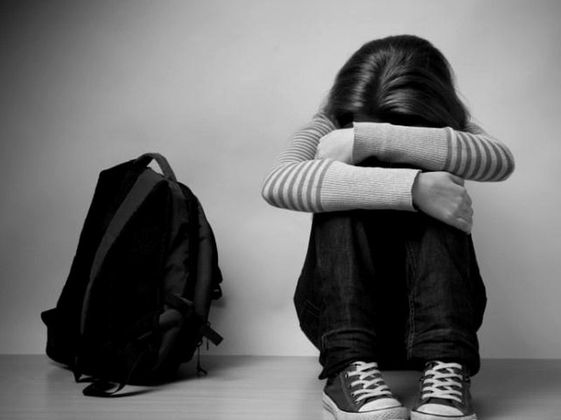 Атырау: Үй қамаққа қамалған қыз