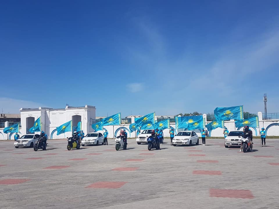 Ел таңбасына ерекше құрмет көрсетілді