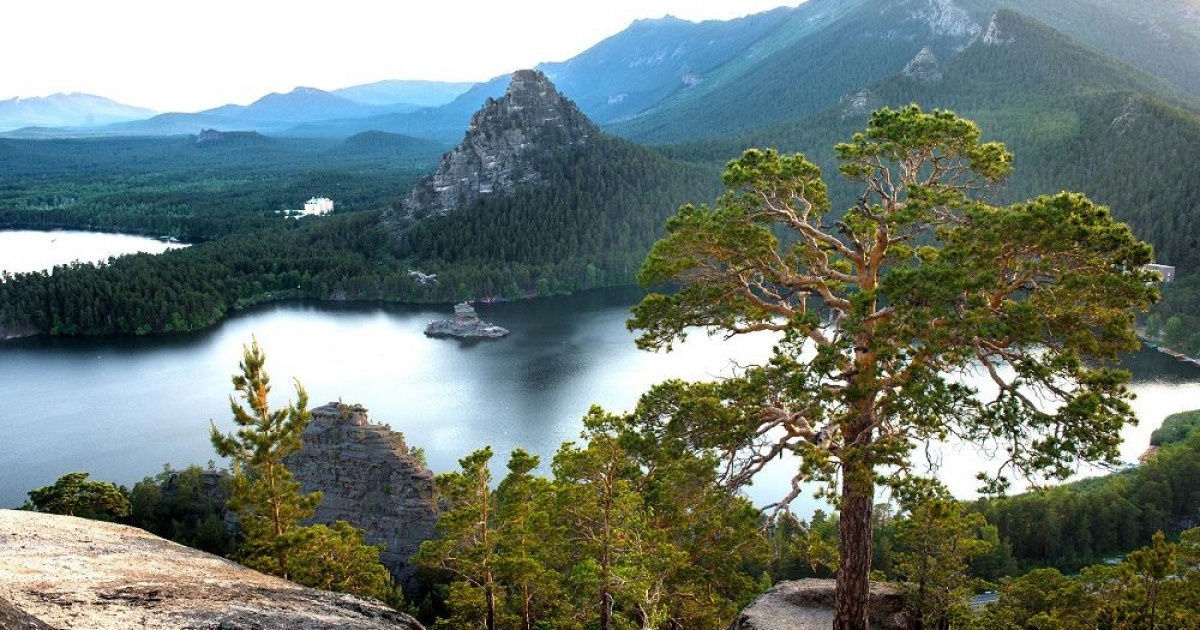 Ол есекпен айқайлайды Порно қарындасы убб