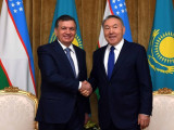 Нұрсұлтан Назарбаев Өзбекстан президентімен телефон арқылы сөйлесті