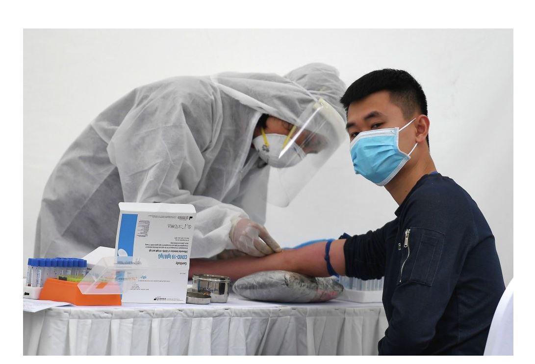 Сенімсіздік соңы – сергелдең  (Жұқтырғандар саны 17 мыңнан асты)