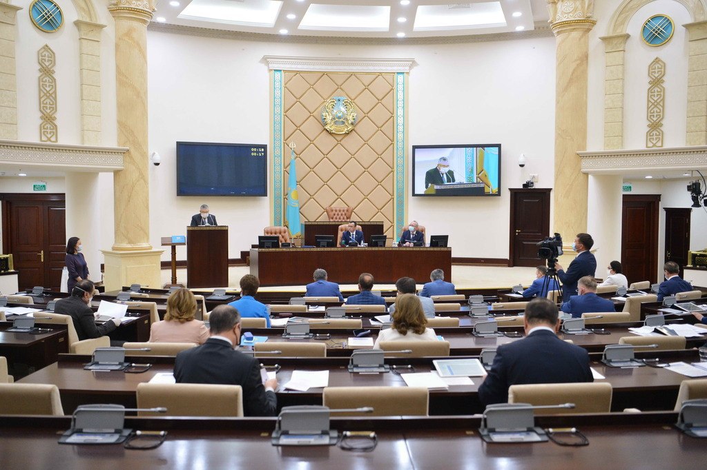 М. Әшімбаев Сенаттың өткен сессиядағы жұмысын қорытындылады