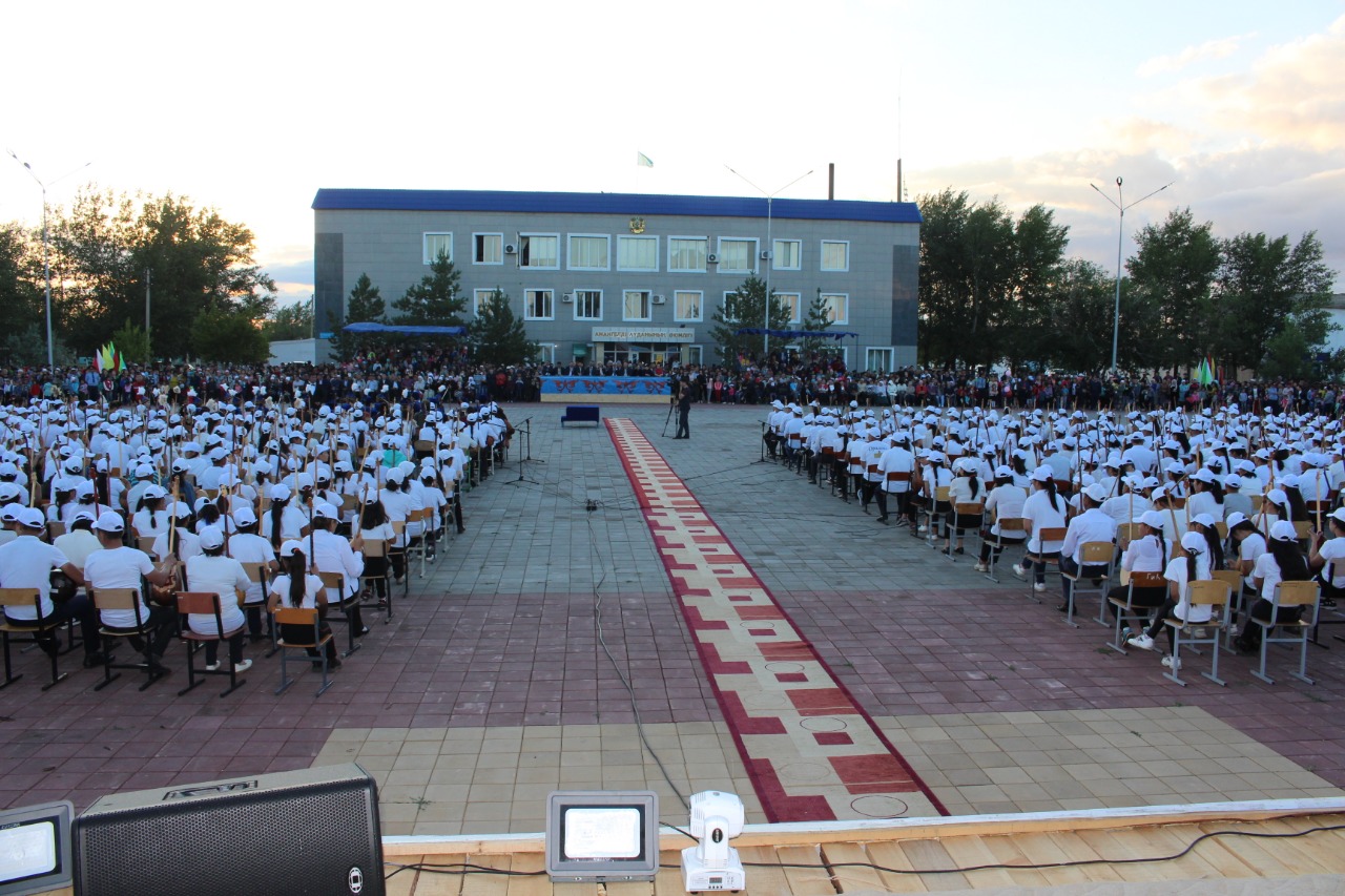 Астана мерейтойына күй арнаған мың домбырашы Гиннесс кітабына енді