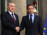 Нұрсұлтан Назарбаев Николя Саркозимен телефон арқылы сөйлесті