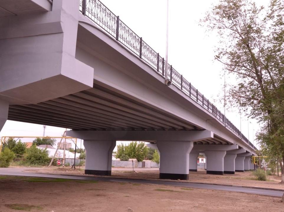 Оралда жаңартылған көпір қайта ашылды