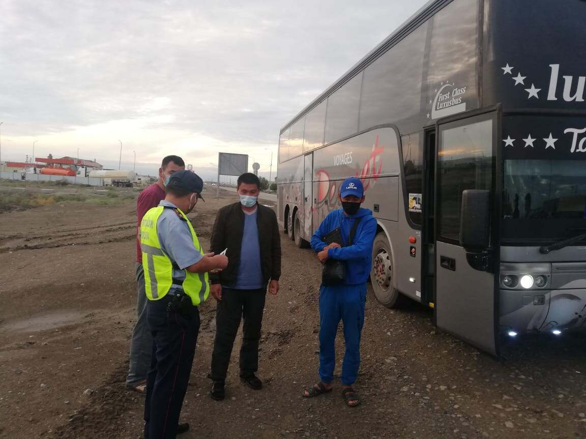 Атырау-Шымкент бағытында 30 жолаушыны тасымалдаған автобус тоқтатылды