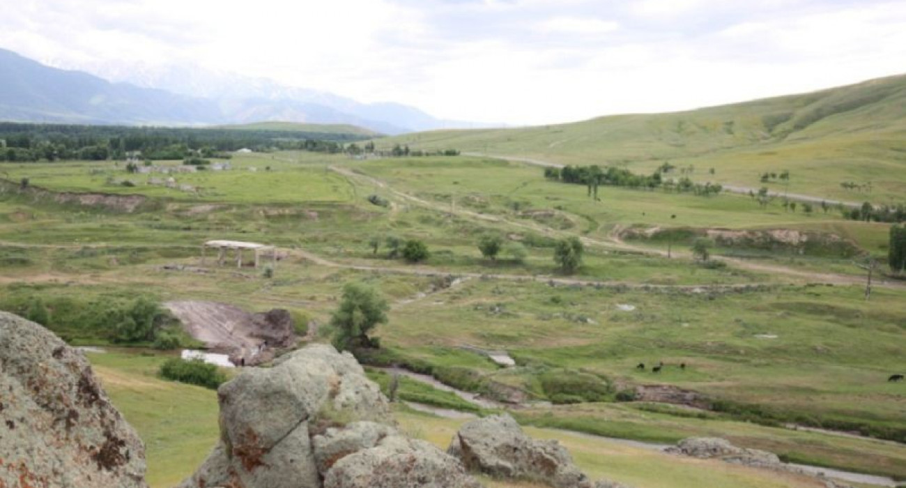 Порно: қалыңдықты ұрып-соғу