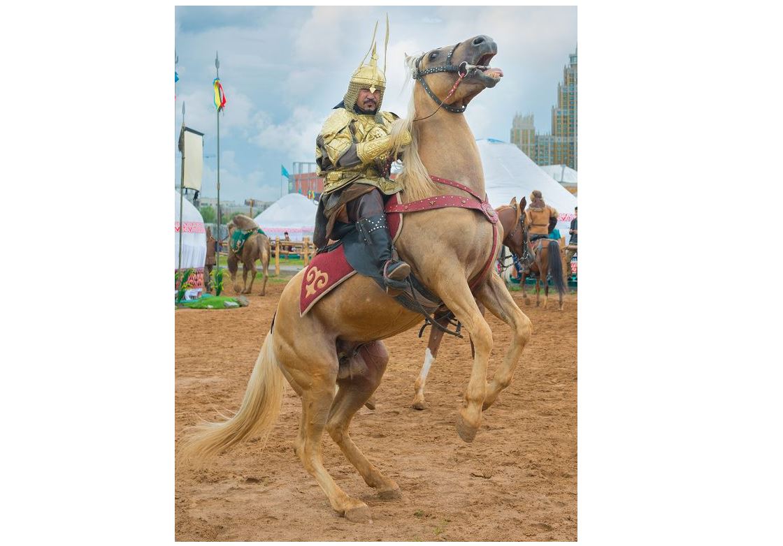 Ойымыз да, бойымыз да биік болуы керек