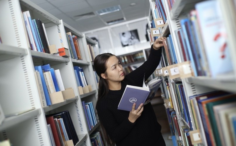 ҚызПУ студенттері қашықтан оқытуды меңгеруде