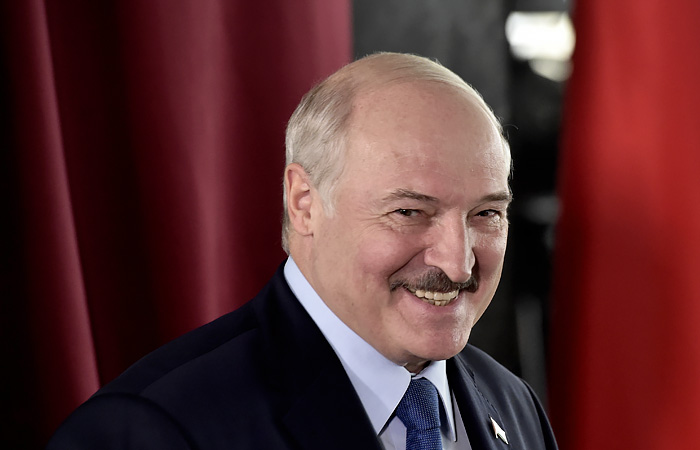 ОСК Лукашенконы президенттік сайлауда жеңімпаз деп жариялады