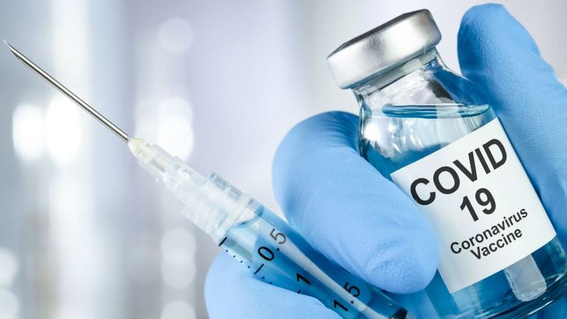 Асхат Аймағамбетов отандық COVID-19 вакцинасы туралы айтты