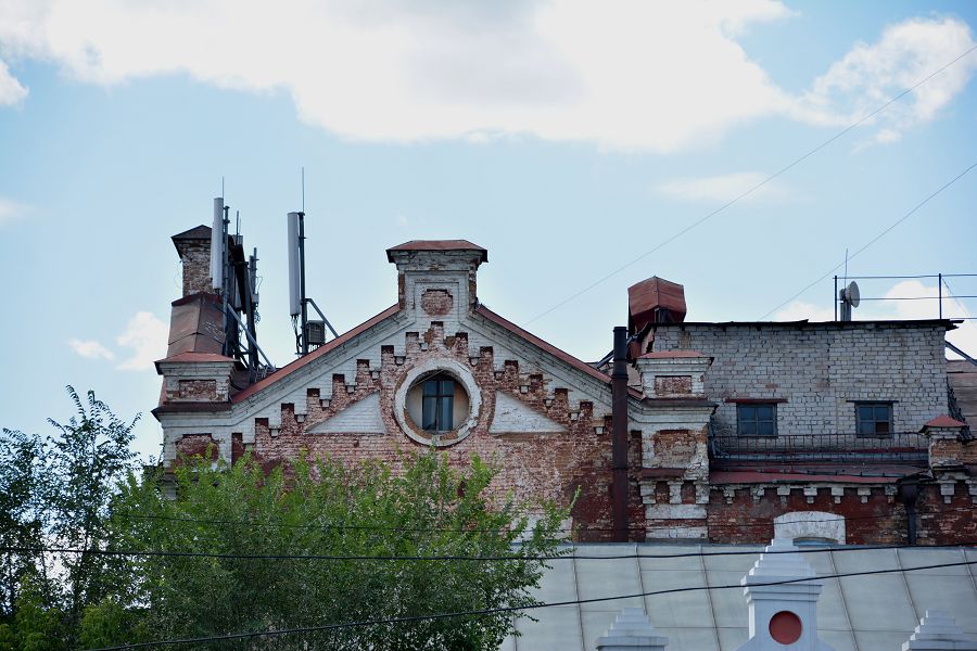 Абай мен Алаштың ізі қалған көне ғимараттар қаңырап тұр