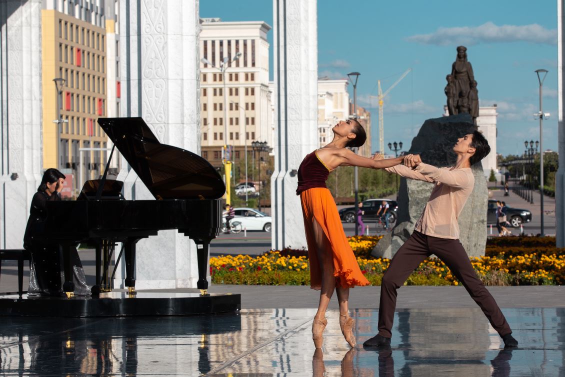 "Астана Балет" ашық аспан астында өнер көрсетті