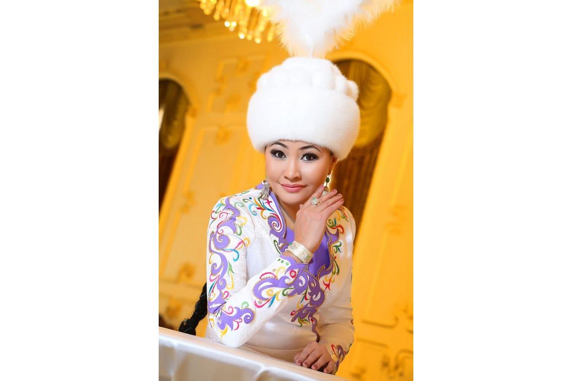 Гүлмира Сарина: «Туған жерге деген сағыныш мені осындай ақ қанат әсем әндерге ғашық етті»...