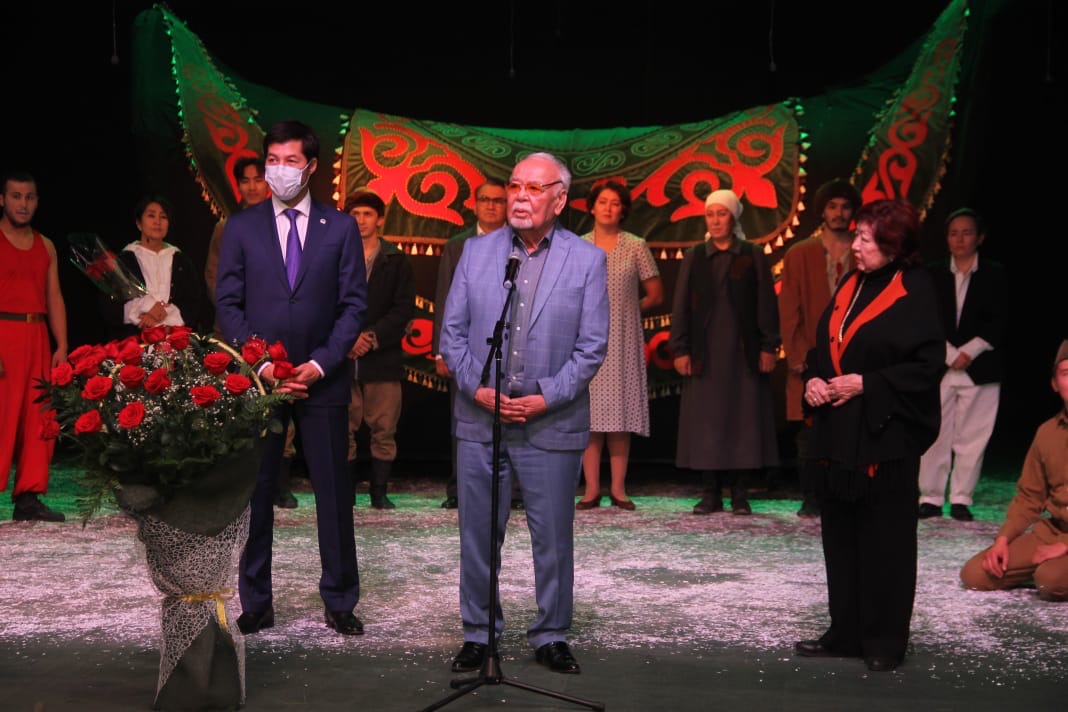 Оралда "Жұбан" қойылымының премьерасы өтті