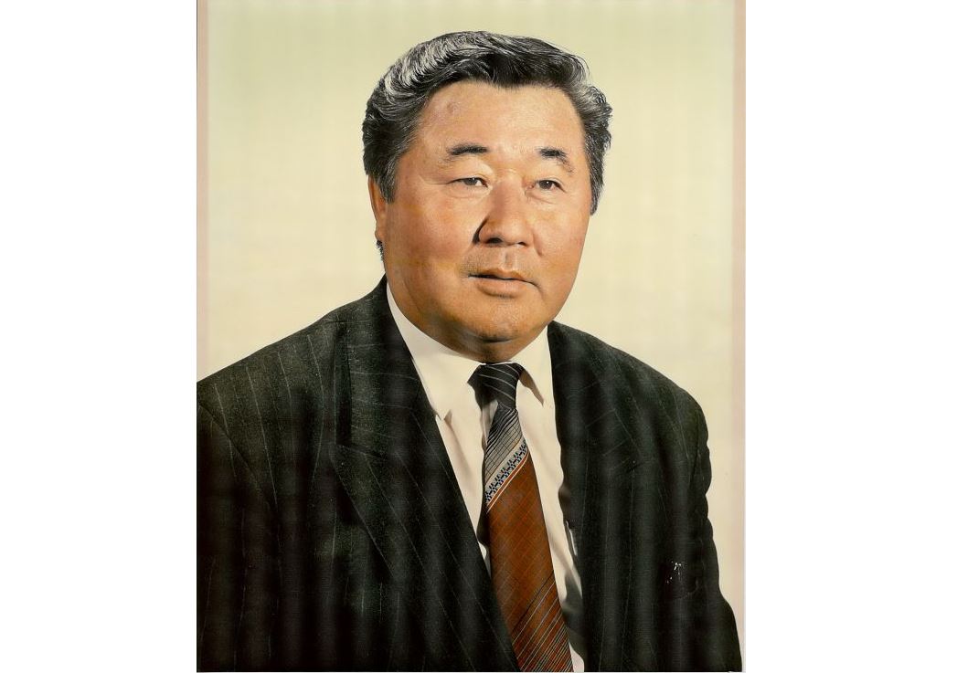 Азамат бейнесі аласармайды