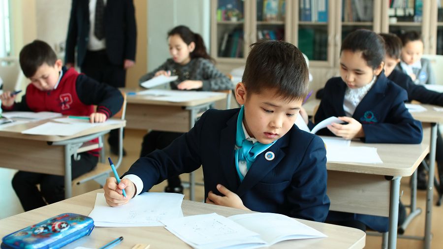 Аймақ мектептері абаттандырылды