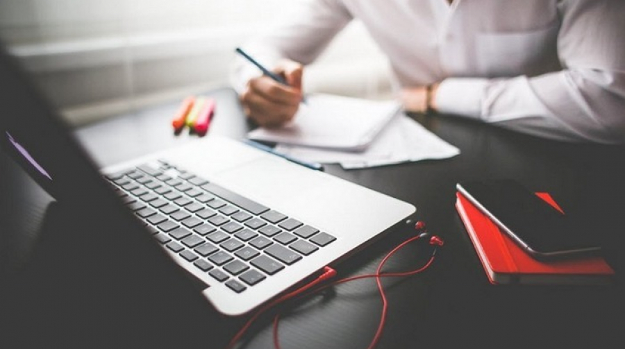 Ойдан шыққан онлайн пікірталас