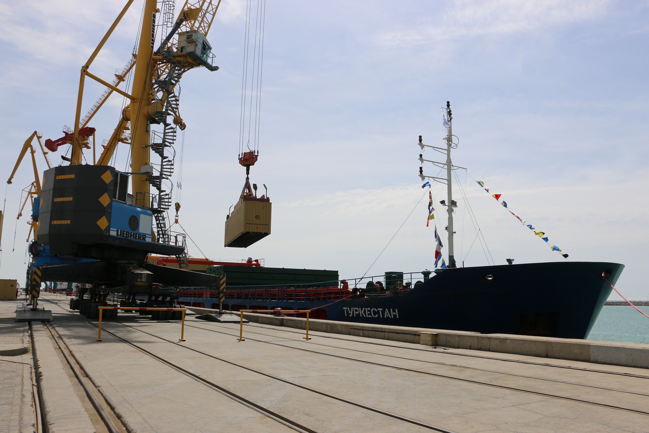 Транскаспийлік көлік тасымалы артады