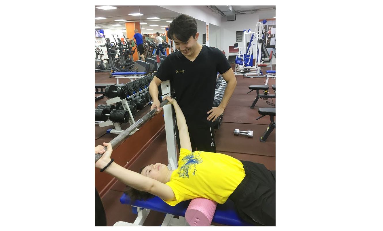 Қайсар жандардың қолғанаттары