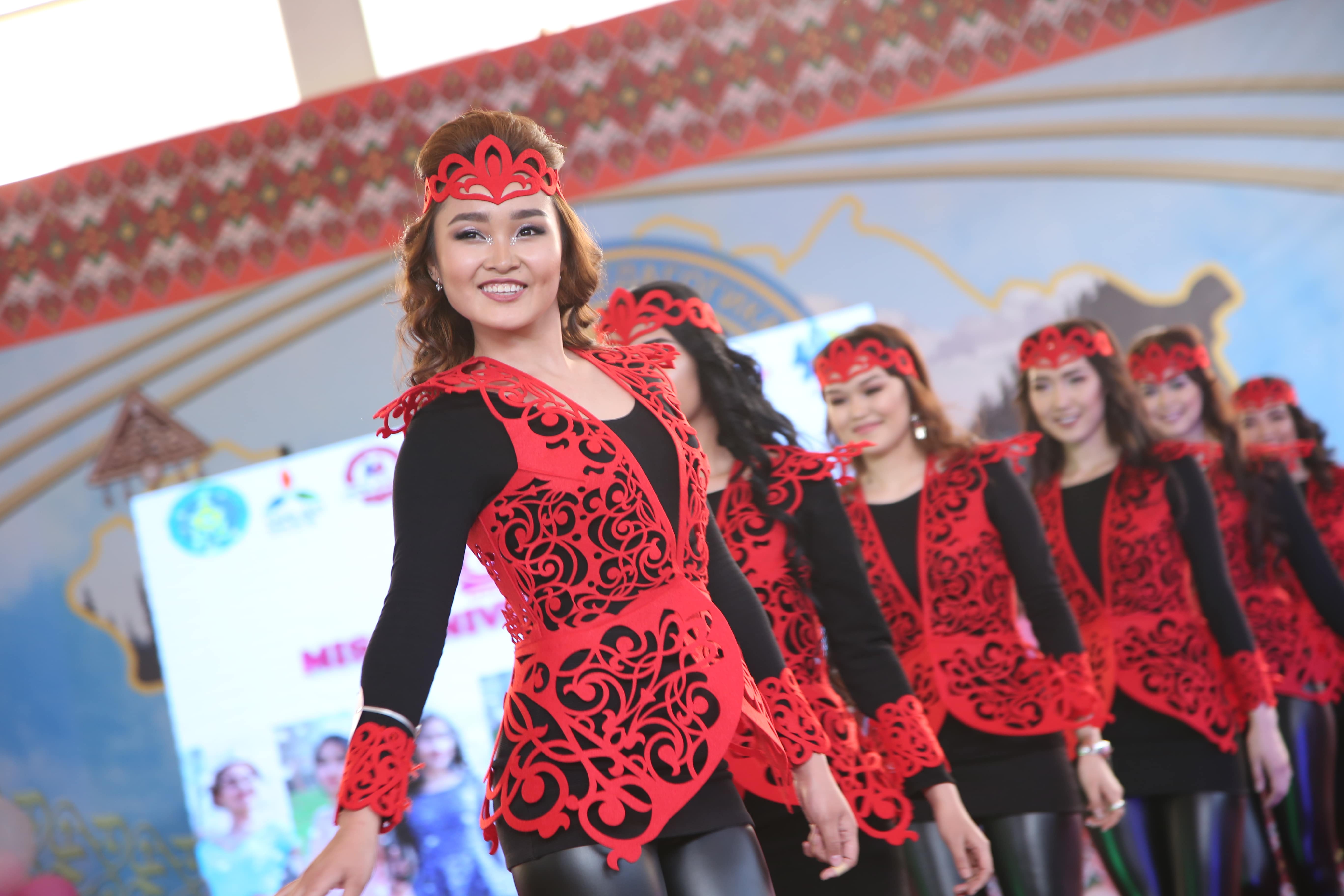 Қыздар университетінің ансамблі халықаралық байқауда жеңімпаз атанды