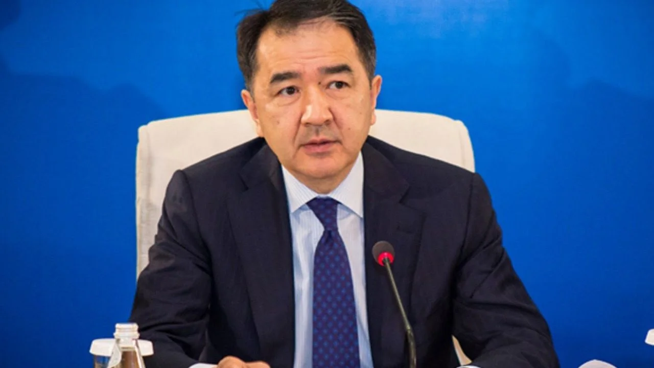 Сағынтаев бас дәрігерлерге коронавируспен күресуге дайындықты күшейтуді тапсырды