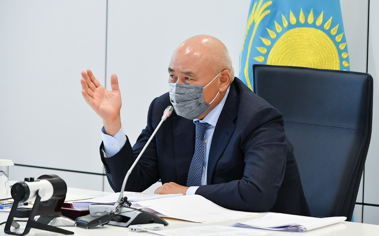 Өмірзақ Шөкеев: Той-томалақты тоқтату керек