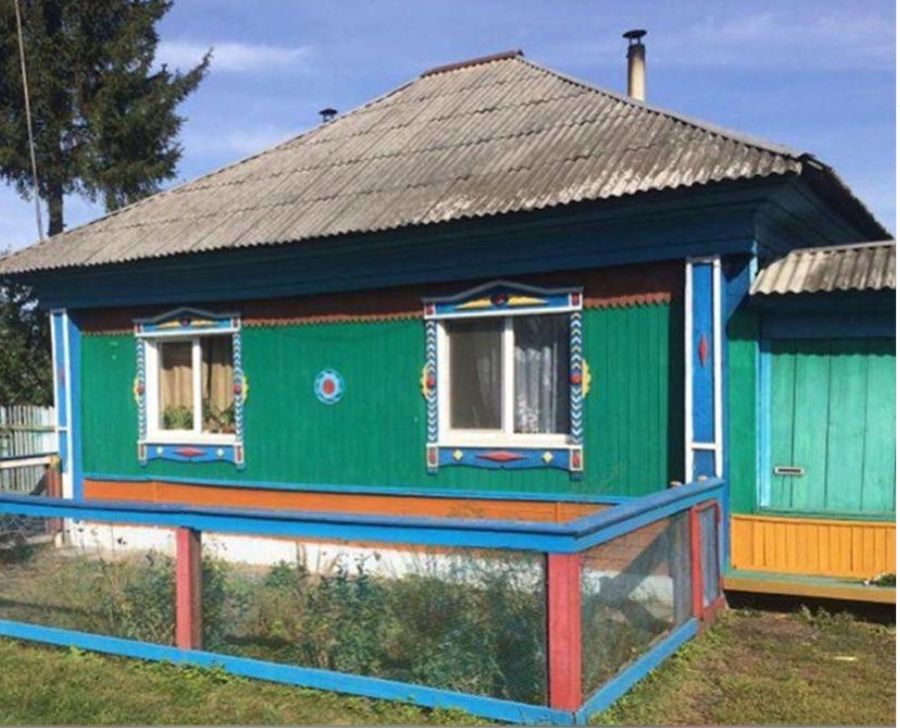 Волонтерлер жас отбасына үй тауып берді