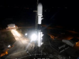 Space X компаниясы 60 спутнигін ғарышқа ұшырды