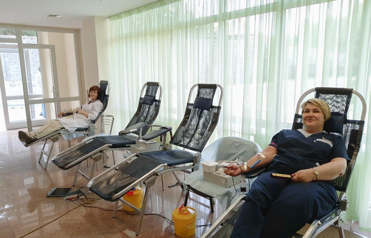 Алматыдағы Педиатрия орталығының дәрігерлері 160 литр қан тапсырды