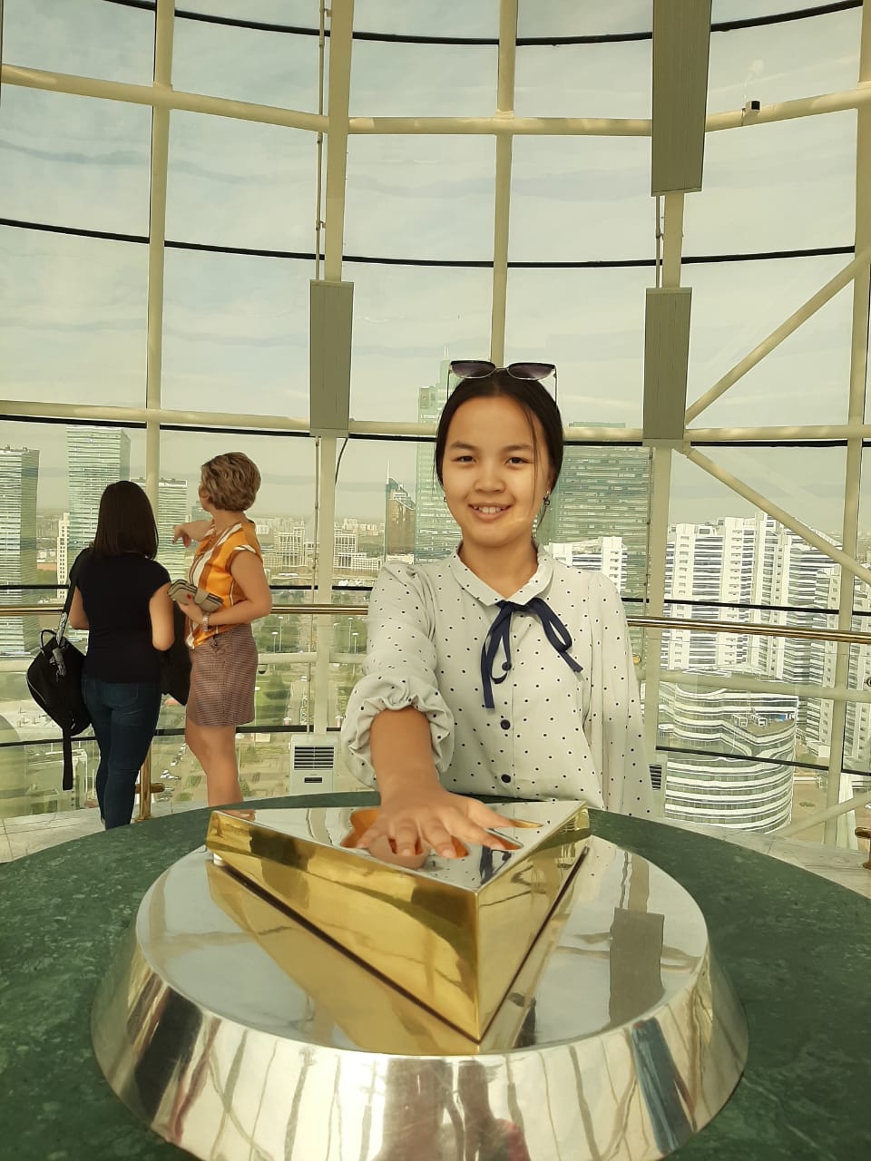 Мектеп оқушысы Абайдың 90 өлеңі мен 30 қарасөзін жатқа біледі