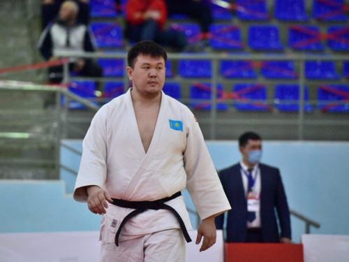 Дзюдо: алыптардың айқасы Әділ Оразбаевтың жеңісімен аяқталды