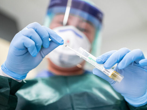 Атырауға Ресейден келген жеті адамнан коронавирус табылды