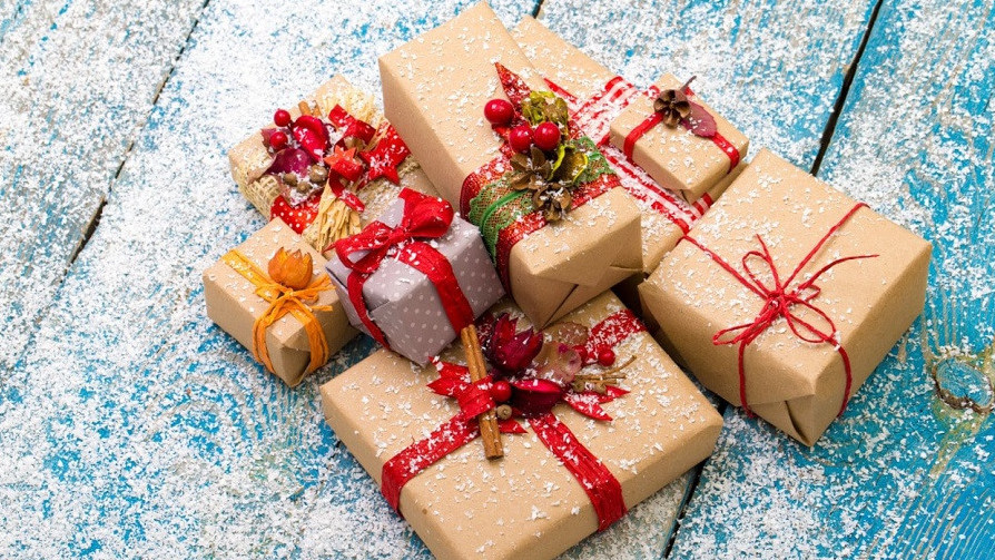 Алматыда «Ғажайып аяз ата» акциясы басталды