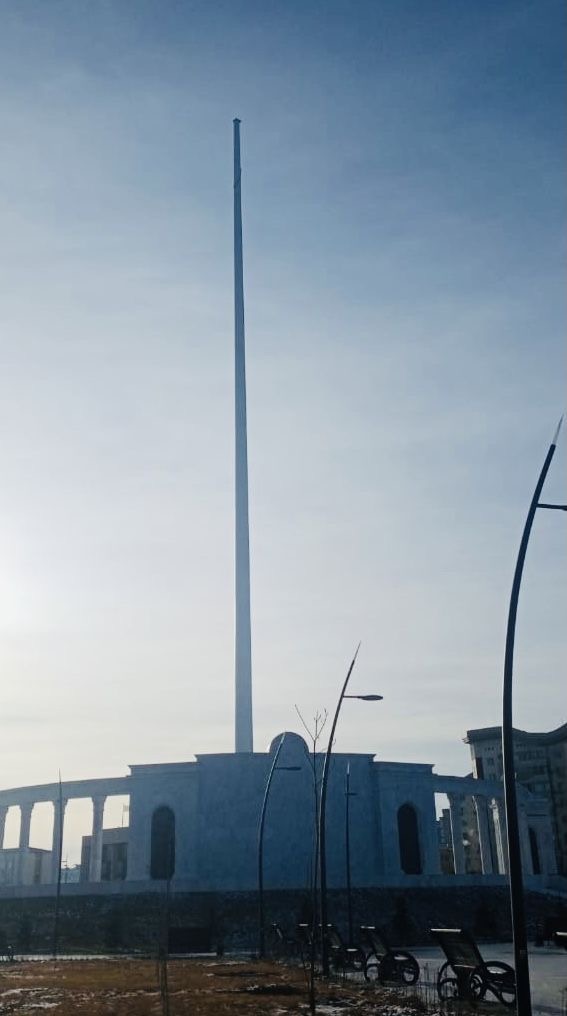 Атырауда 91 метр биіктегі Ту неге алынды?