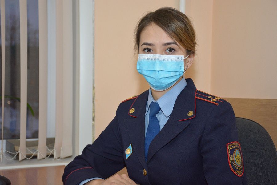 Жас болса да жасындай тиеді