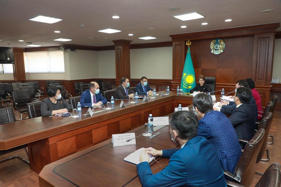 Қоғамдық кеңестер жұмысын жетілдіру мүмкіндіктері