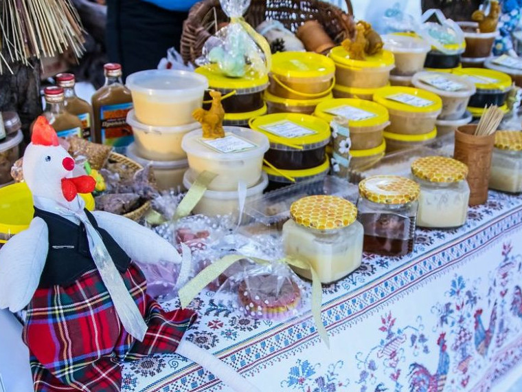 Алматының Әуезов ауданында ауыл шаруашылығы өнімдерінің жәрмеңкесі өтеді