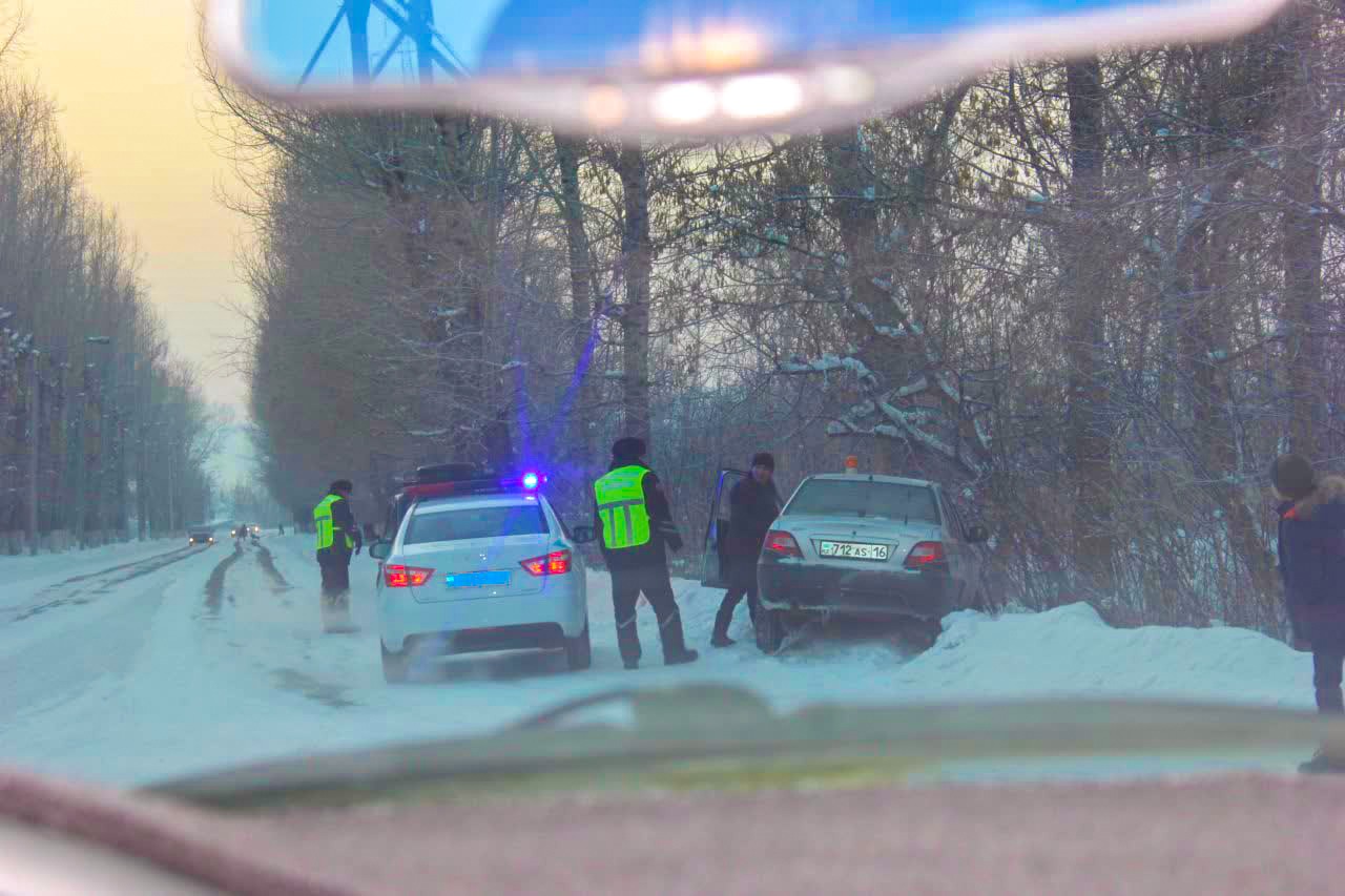 Аязды күндері полицейлер көмек көрсеткен