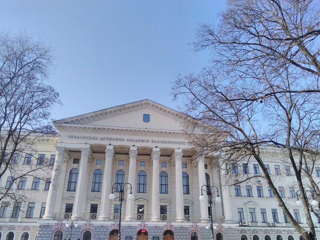 Украинадағы университеттер жабылады