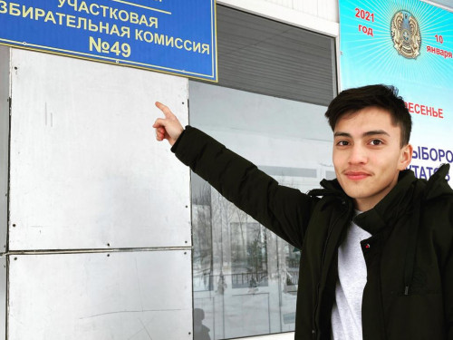 Жетісу жастары дауыс беруге белсенді қатысуда