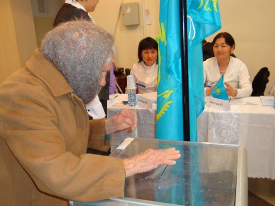 Қариялар да қалыс қалмады